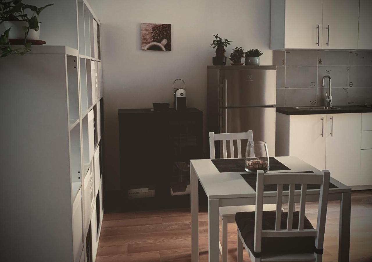 Satyria Apartments Taranto Eksteriør billede