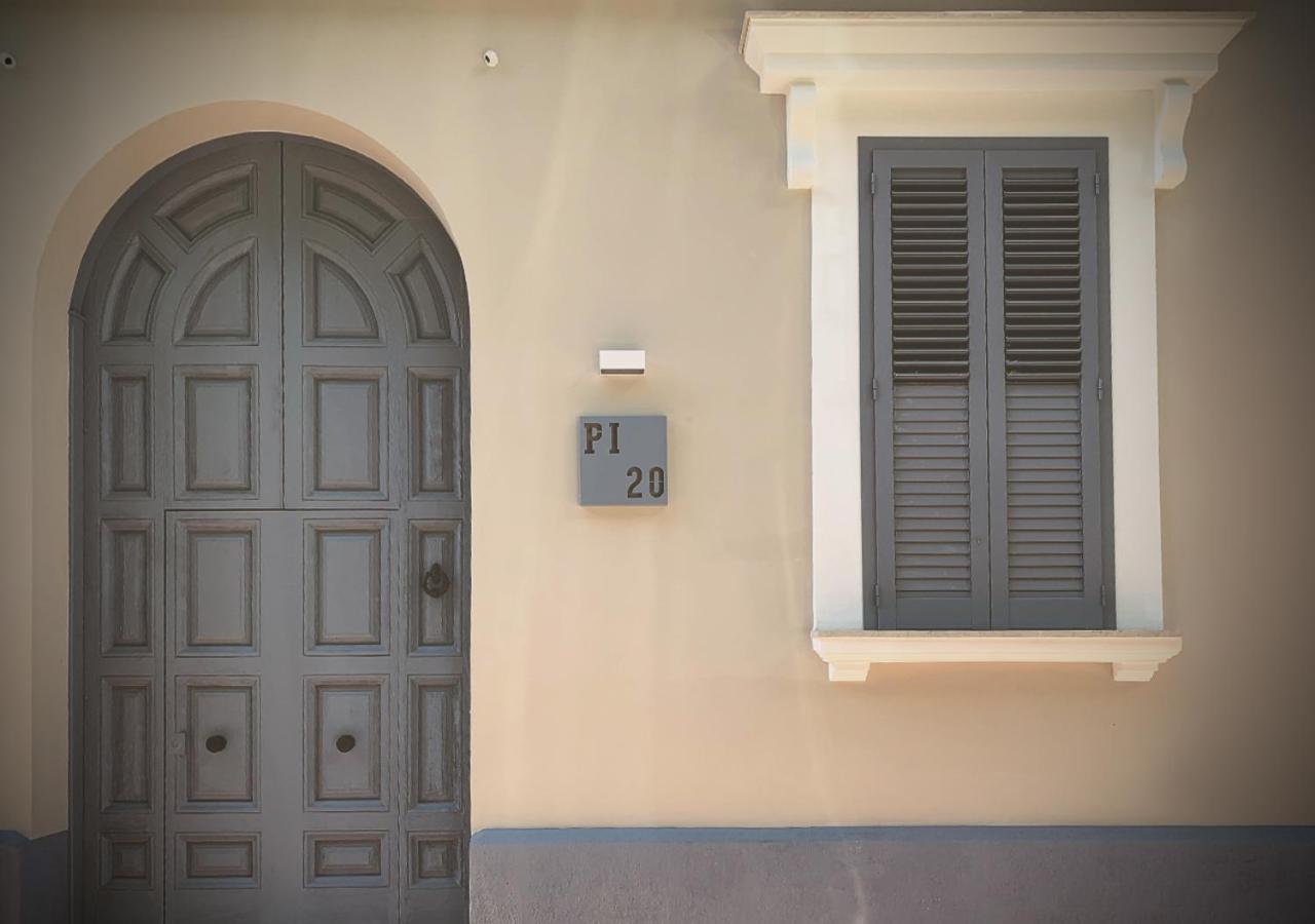 Satyria Apartments Taranto Eksteriør billede